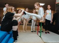 Детская спортивная школа по художественной гимнастике и спортивной акробатике FD на улице Авангардная Фото 19 на сайте Hovrino.info